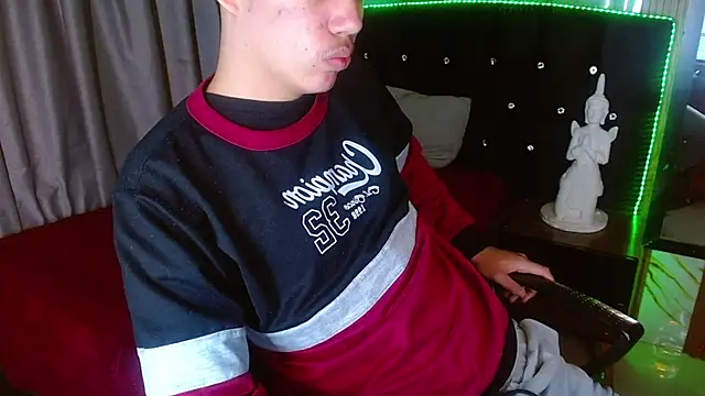 Webkamerová show haku_nayro