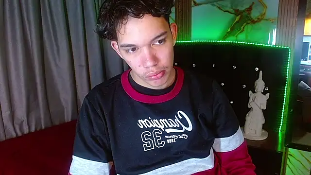 Webkamerová show haku_nayro