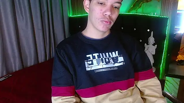 Webkamerová show haku_nayro