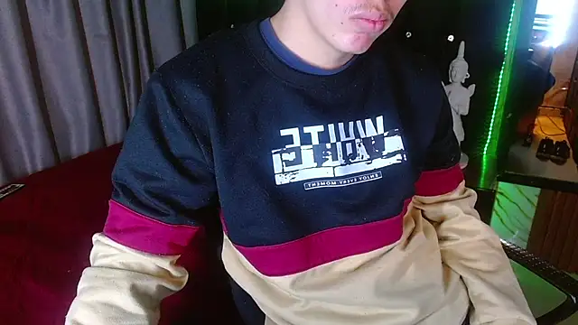 haku_nayro Шоу с уебкамера