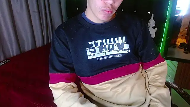 Webkamerová show haku_nayro
