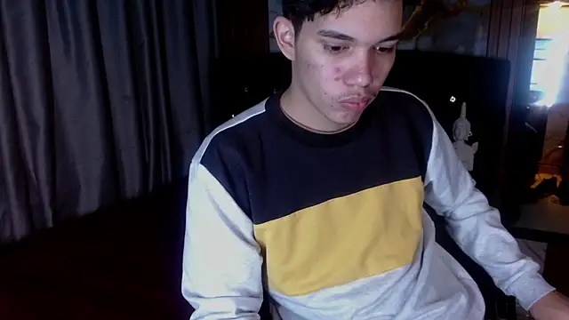 haku_nayro's Webcam Show