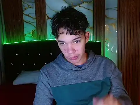 haku_nayro Webcam show