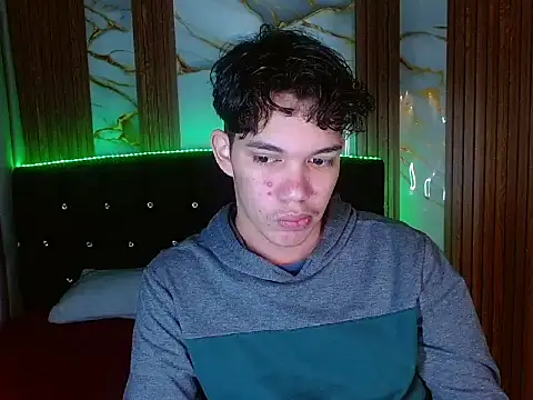 Webkamerová show haku_nayro