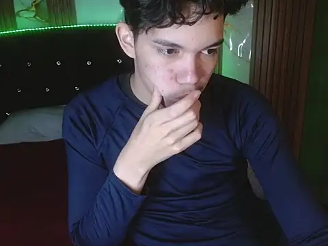 haku_nayro webkamerás műsora