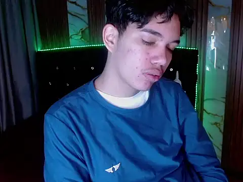 haku_nayro's Webcam Show