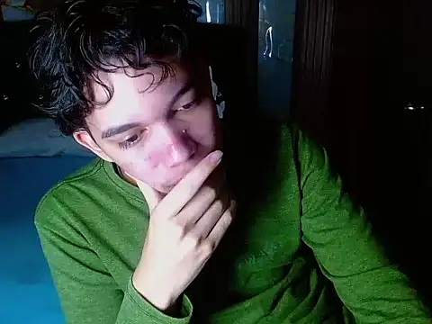 haku_nayro Pertunjukan Webcam