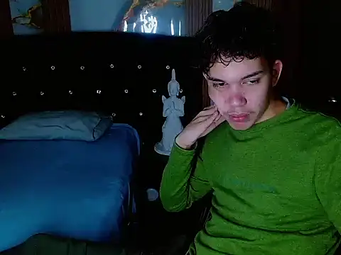 haku_nayro Шоу с уебкамера