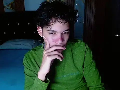 הופעת וובקאם של haku_nayro
