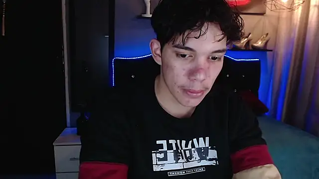 haku_nayro Webcam-Show