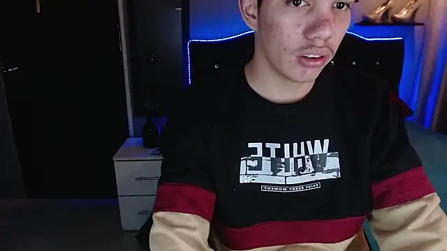 haku_nayro Pertunjukan Webcam
