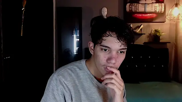 haku_nayro Webcam Show