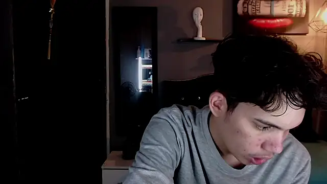 haku_nayro's Webcam Show