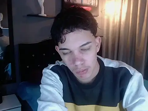 haku_nayro's Webcam Show