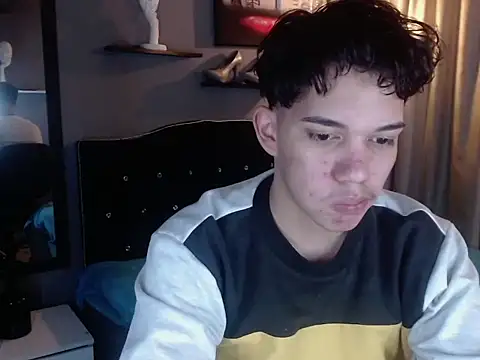 Chat +18 de haku_nayro ao vivo