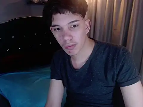 haku_nayro Show in webcam