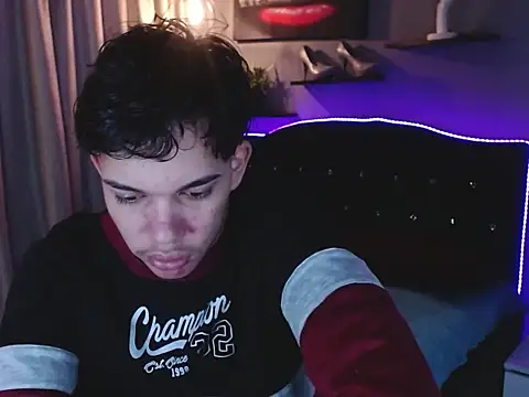 haku_nayro Webcamshow