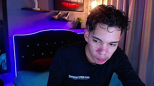 haku_nayro webcam show