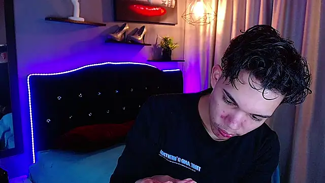 haku_nayro Webcam-Show