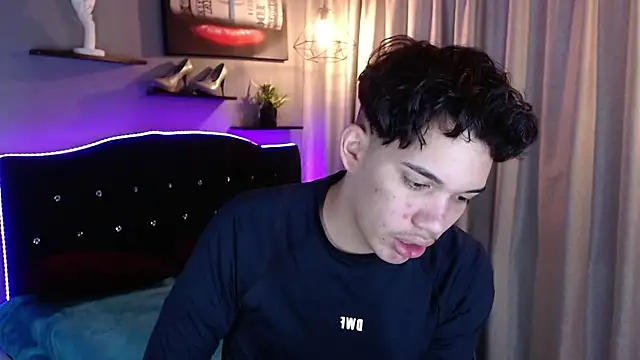 haku_nayro Webcam Show
