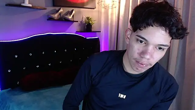 haku_nayro Webcam-Show