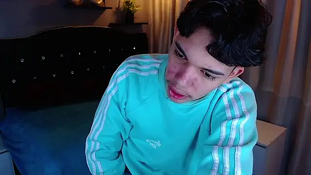 haku_nayro Webcam Show