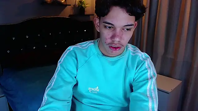 haku_nayro Show Webcam