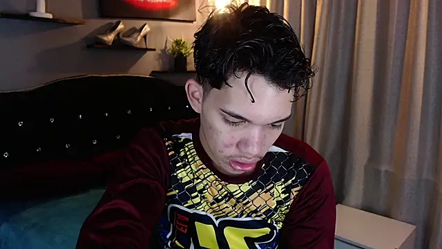 haku_nayro Pertunjukan Webcam