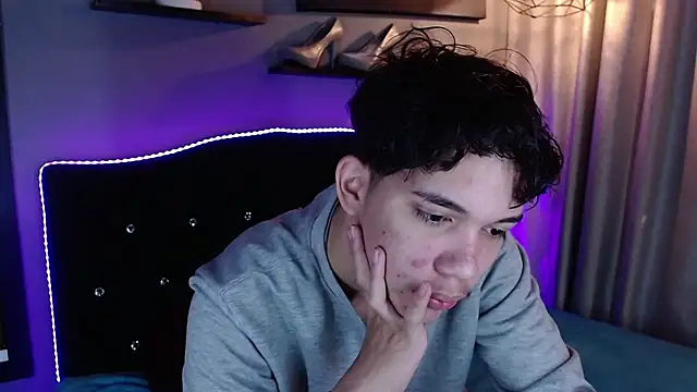 haku_nayro Show Webcam