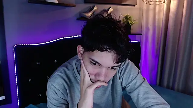 haku_nayro Webcam-Show
