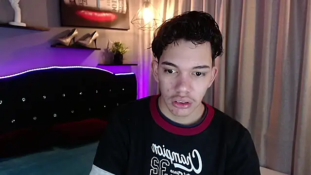haku_nayro webcam show