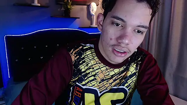 haku_nayro Pertunjukan Webcam