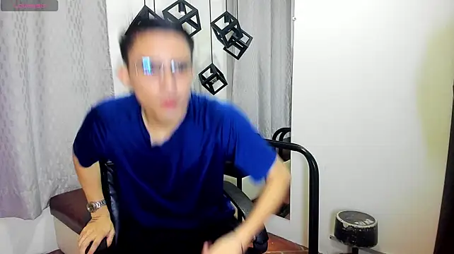 twinkboy_230 Webcam Show