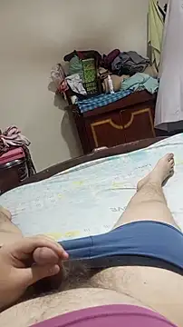 Youssef545484 Show in webcam