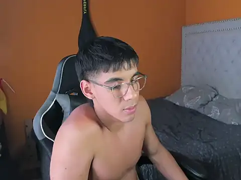 Show modela KARIB88 na web-kameri