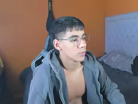 KARIB88 webcam show