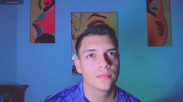הופעת וובקאם של james_carter777