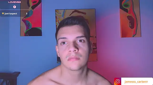 הופעת וובקאם של james_carter777