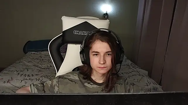 Show modela InnaDark na web-kameri