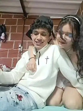moonlight-couple Show in webcam