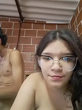 Show modela moonlight-couple na web-kameri