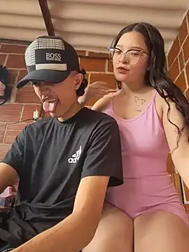moonlight-couple webcam show