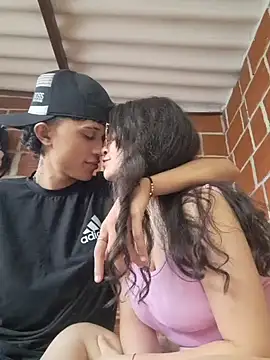 moonlight-couple's Webcam Show
