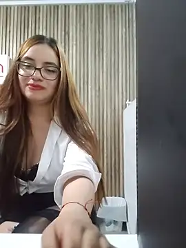 Camila_Luux's Live XXX Chat