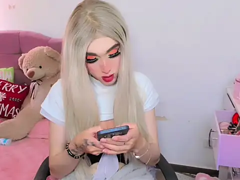 NicoleGill_n Webbikameraesitys