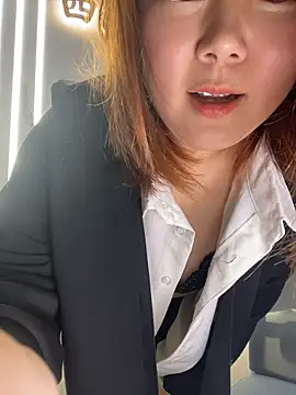 YuYu-881 Pertunjukan Webcam