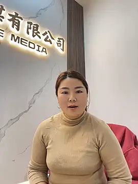 YuYu-881 网络视讯表演