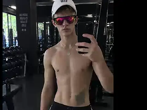juanse22cm Webcamshow