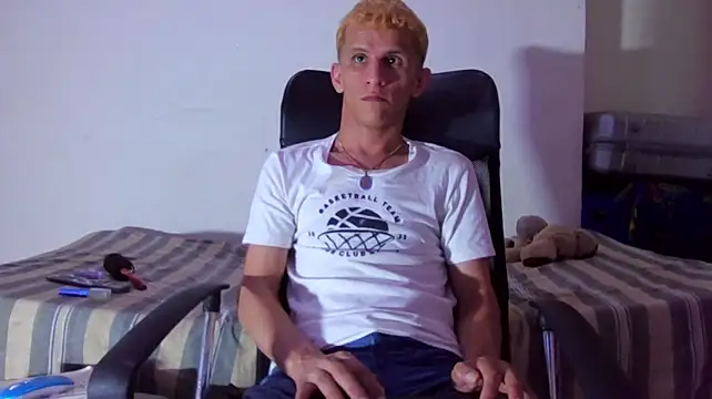 juanse22cm – Kamerová šou