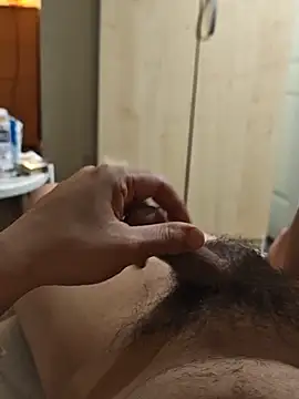 Zebbzz1 Webcam show